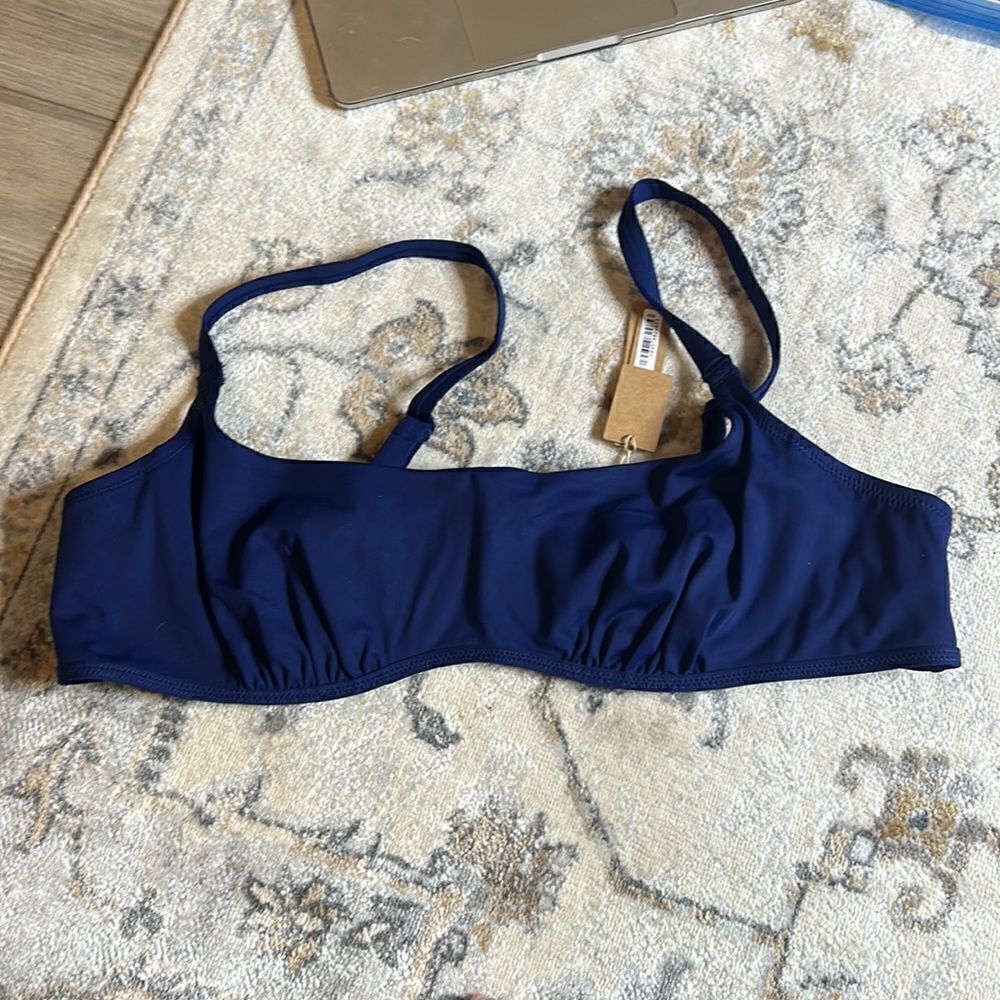 SKIMS Sculpting Swim Ruched Lined Wired Bikini Top in Midnight 3x - Picture 4 of 5